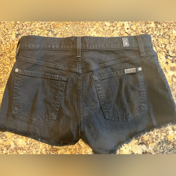 Black jean shorts. 7 for all mankind size 27 - Picture 2 of 3
